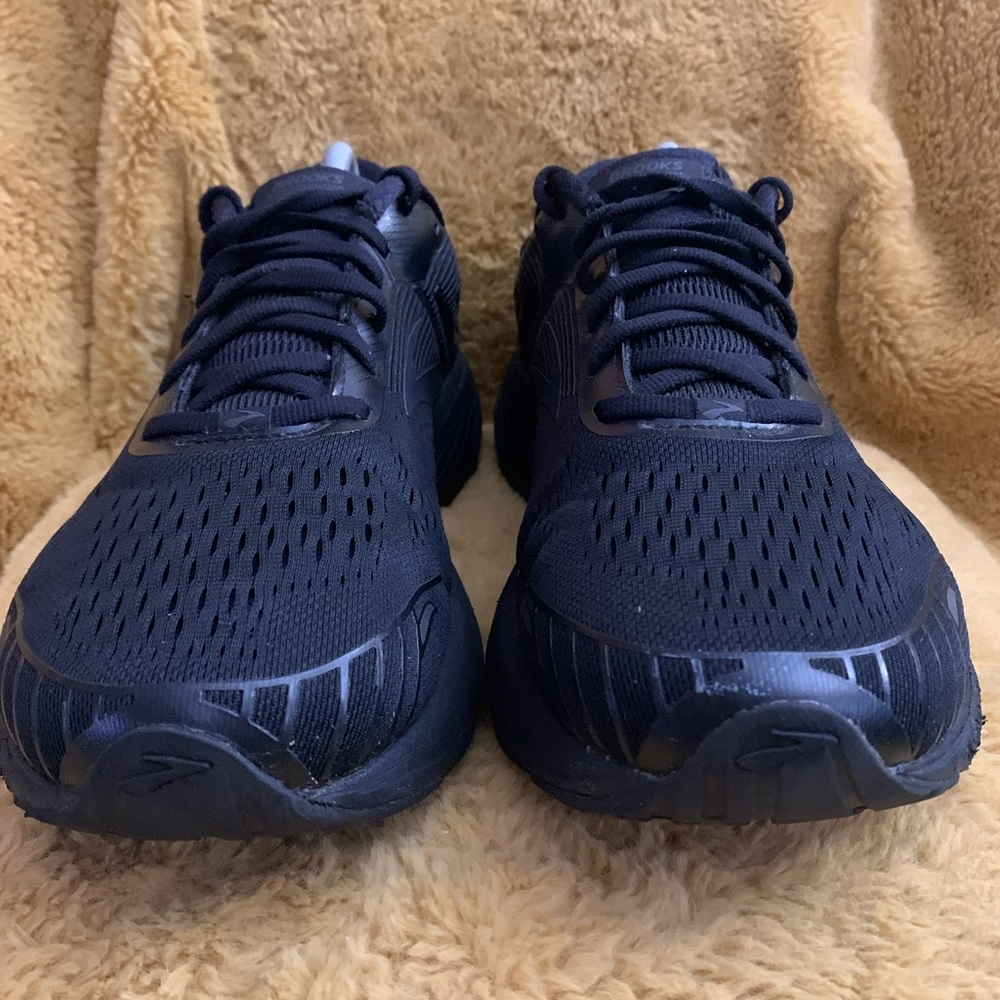 ❌SOLD❌Brooks Adrenaline GTS 18 Triple Black Running Shoes Women’s Size 10.5 Wide - Picture 3 of 10